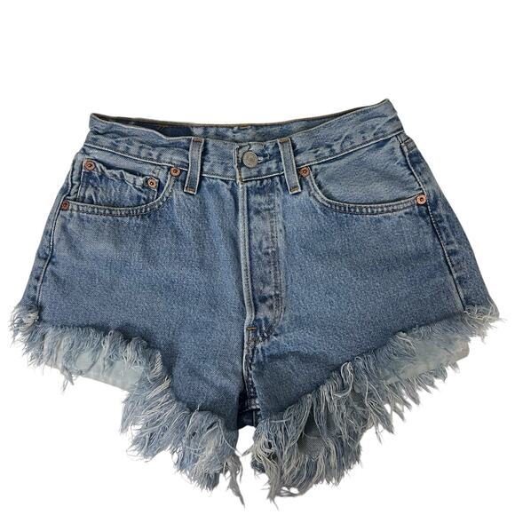 Vintage Levi’s 501 Button Fly Cutoff Jean Shorts Size 28 (24) Frayed Hem - Picture 1 of 9